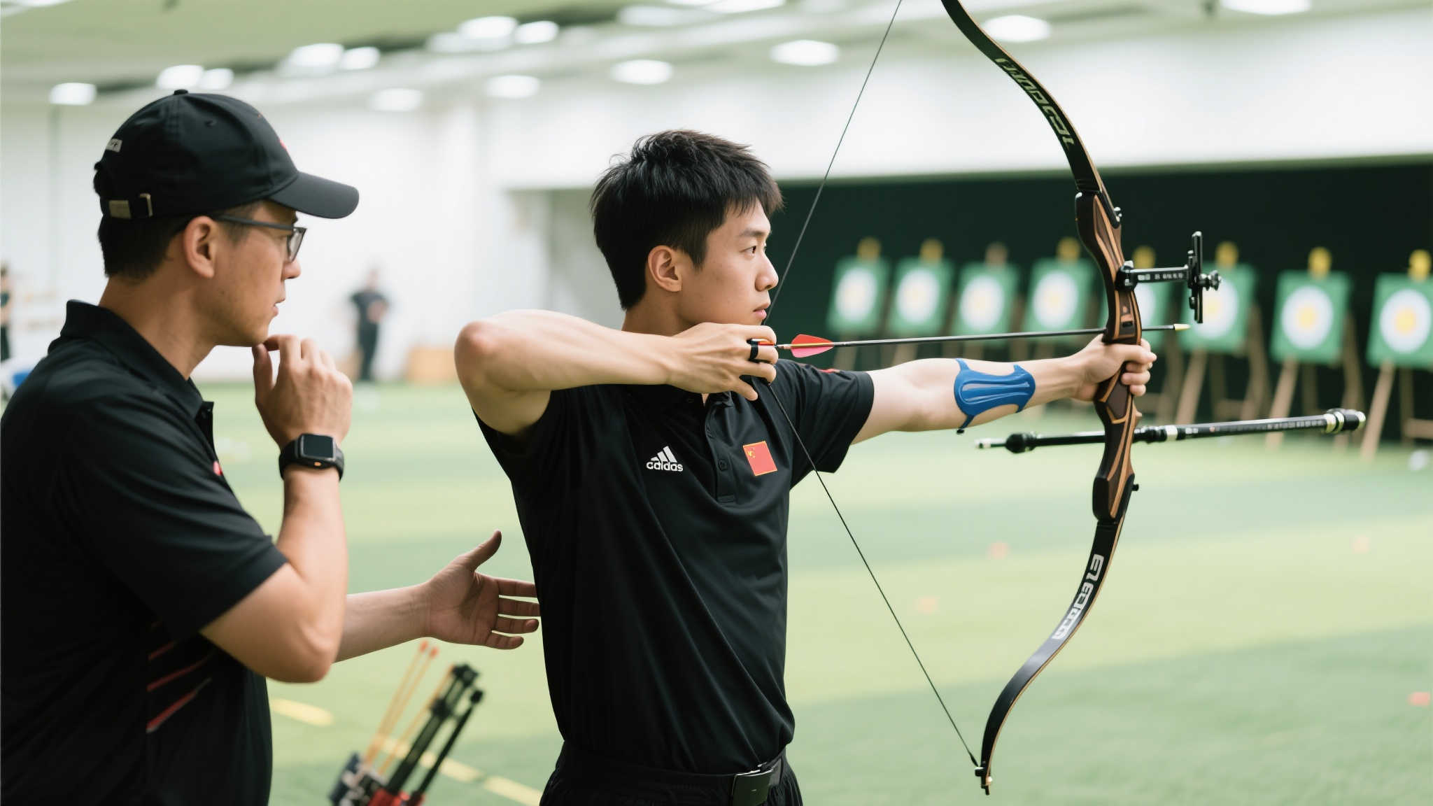 仁后防线犯